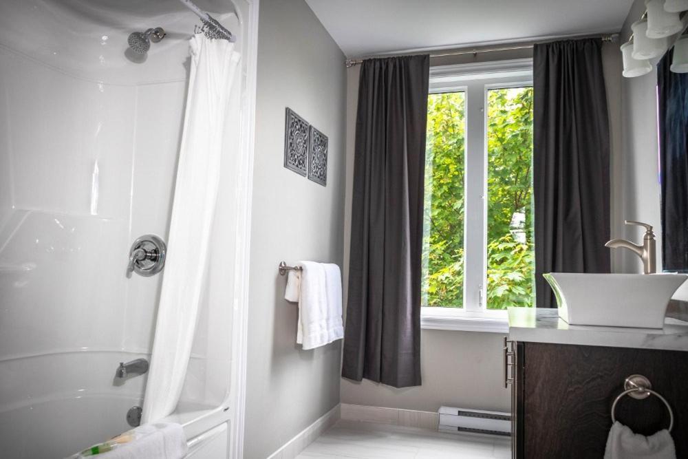 Newfound Inn & Suites Topsail Extérieur photo